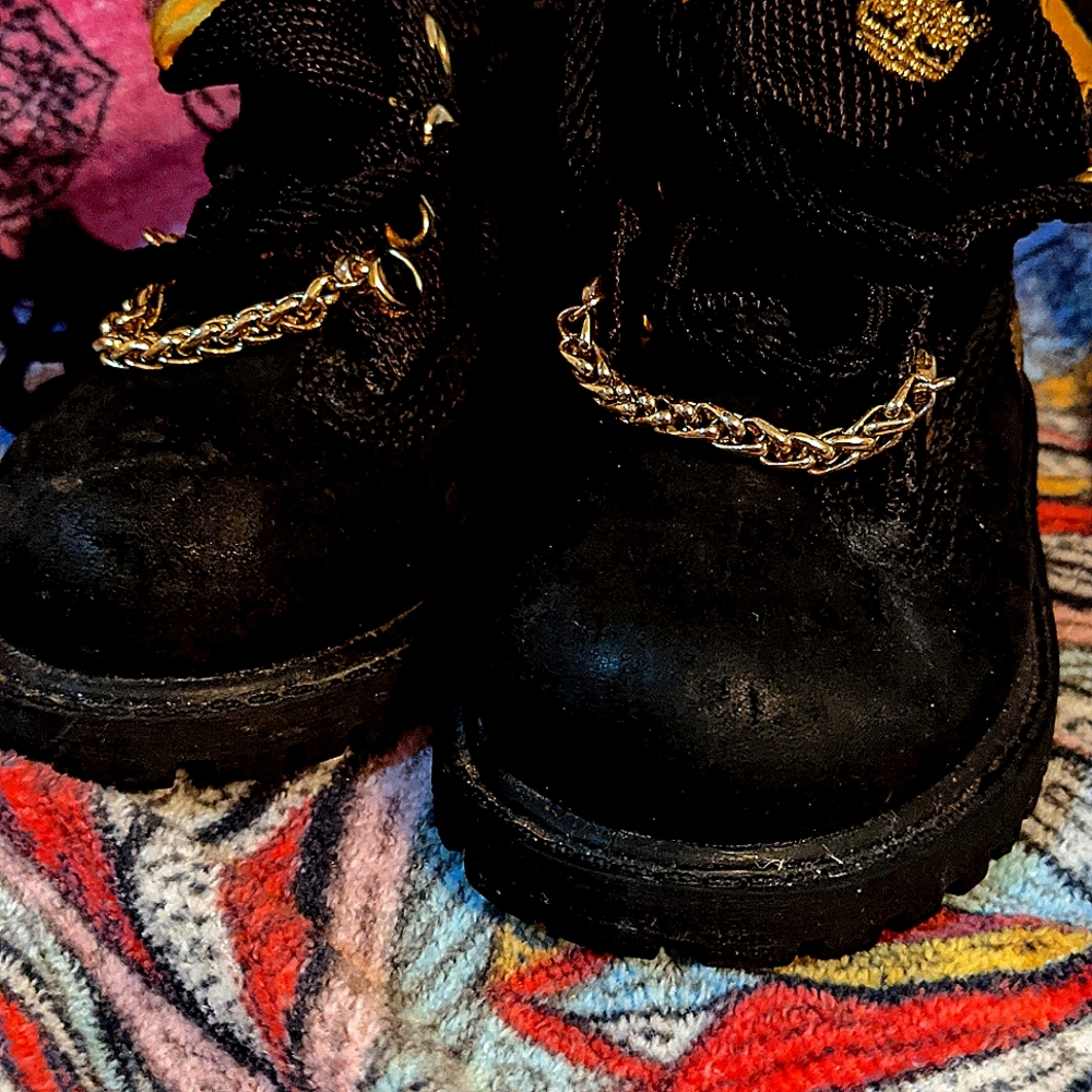 Gold and black timberlands